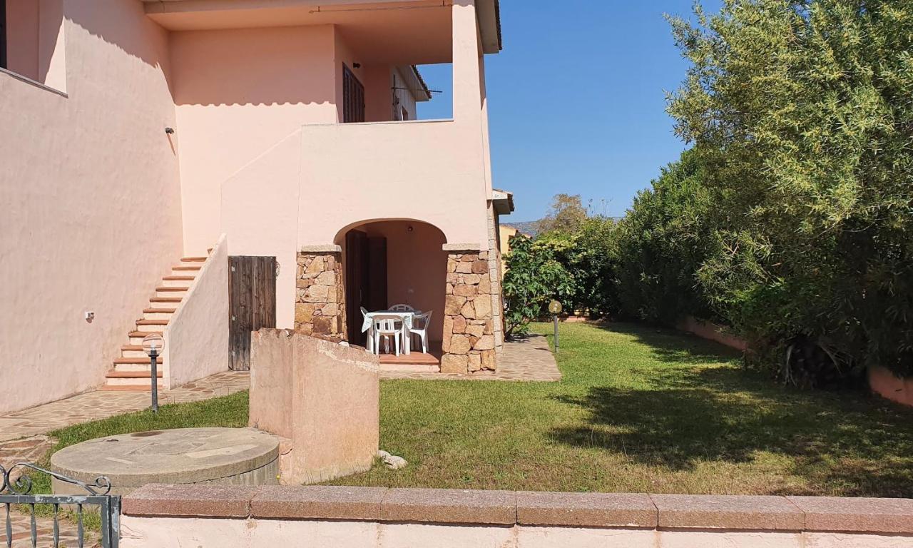Iss Travel, Le Carrube Two Bedrooms Apartments With Air Conditioning San Teodoro  Kültér fotó