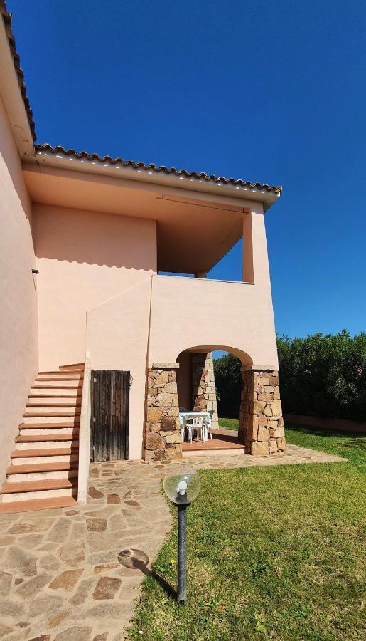 Iss Travel, Le Carrube Two Bedrooms Apartments With Air Conditioning San Teodoro  Kültér fotó