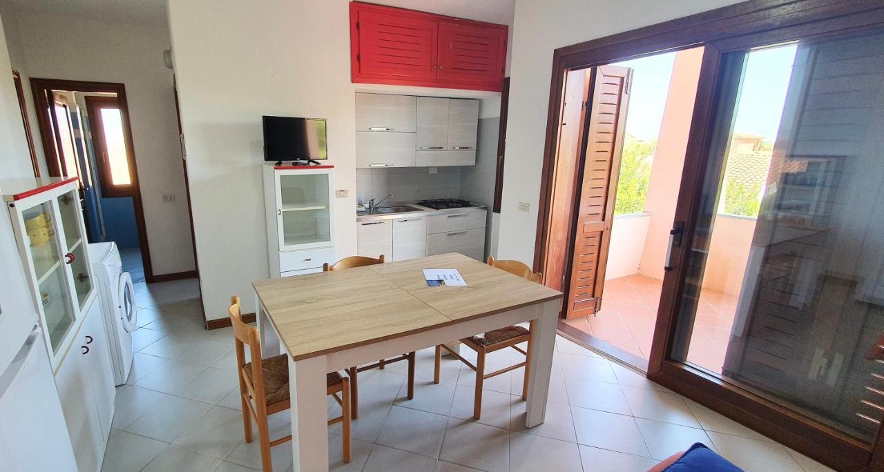 Iss Travel, Le Carrube Two Bedrooms Apartments With Air Conditioning San Teodoro  Kültér fotó